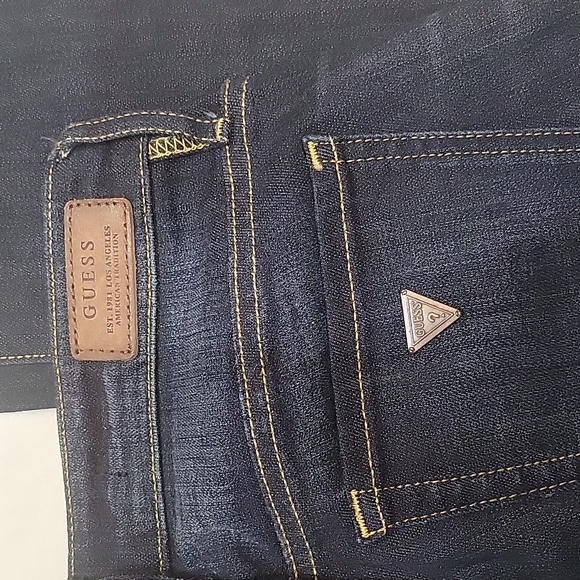 Guess Mid Rise Boot Jeans - Picture 5 of 6